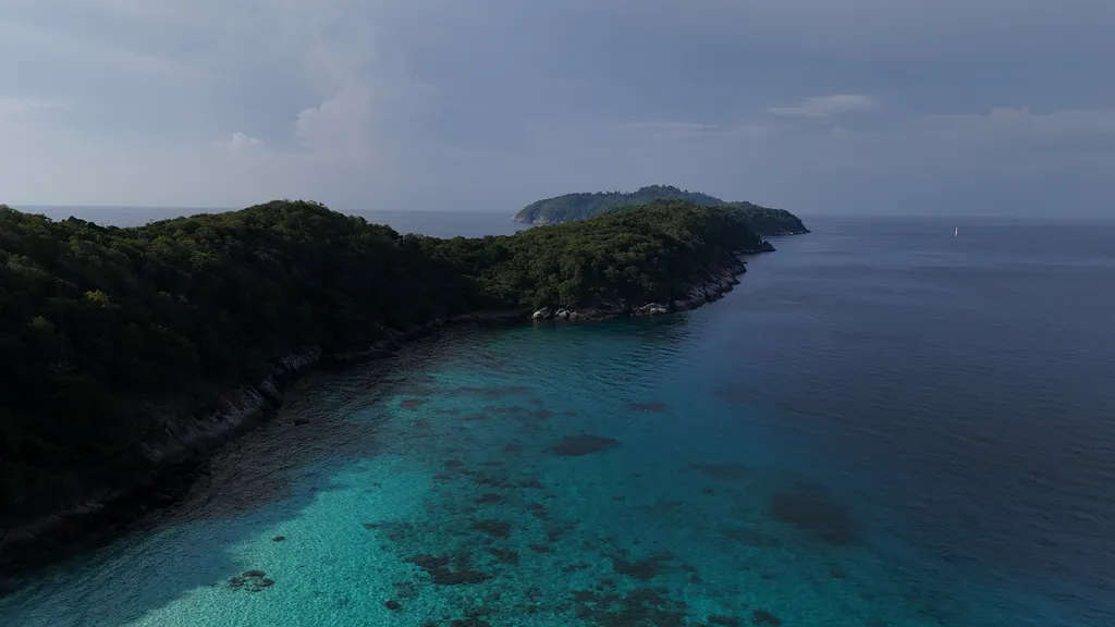 [PHUKET] Private Racha Island & Coral Island Tour (25 Pax.)