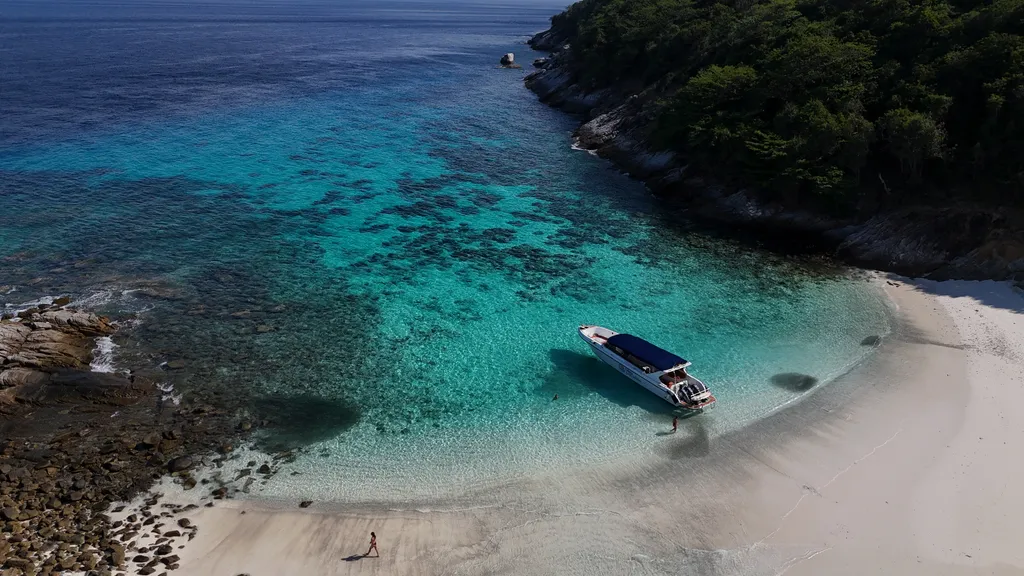 [PHUKET] Private Racha Island & Coral Island Tour (25 Pax.)
