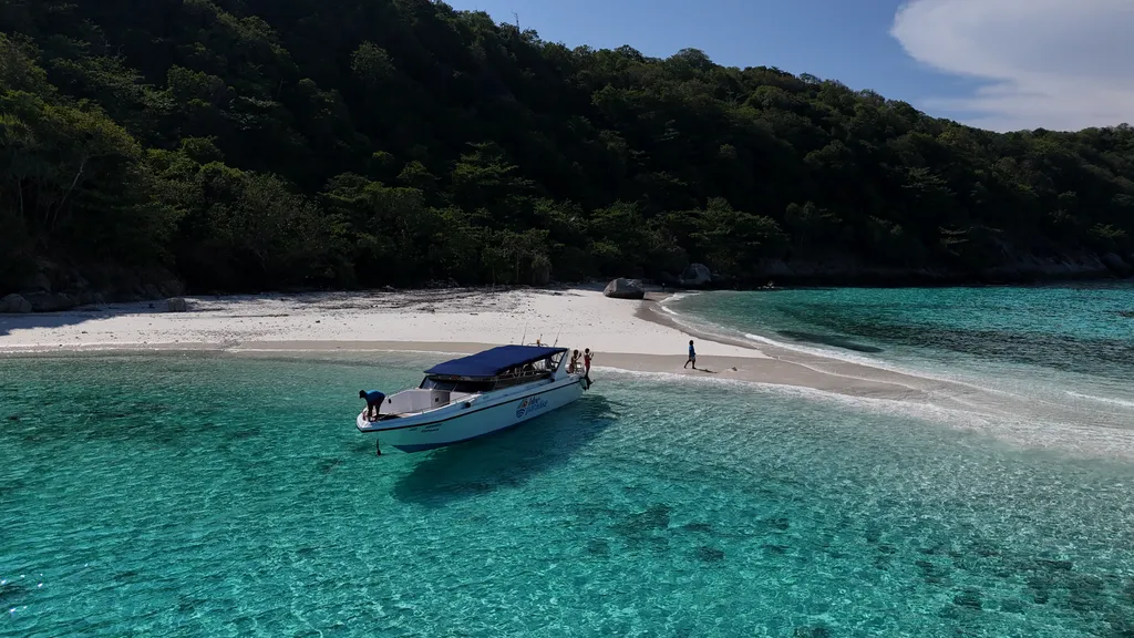 [PHUKET] Private Racha Island & Coral Island Tour (25 Pax.)