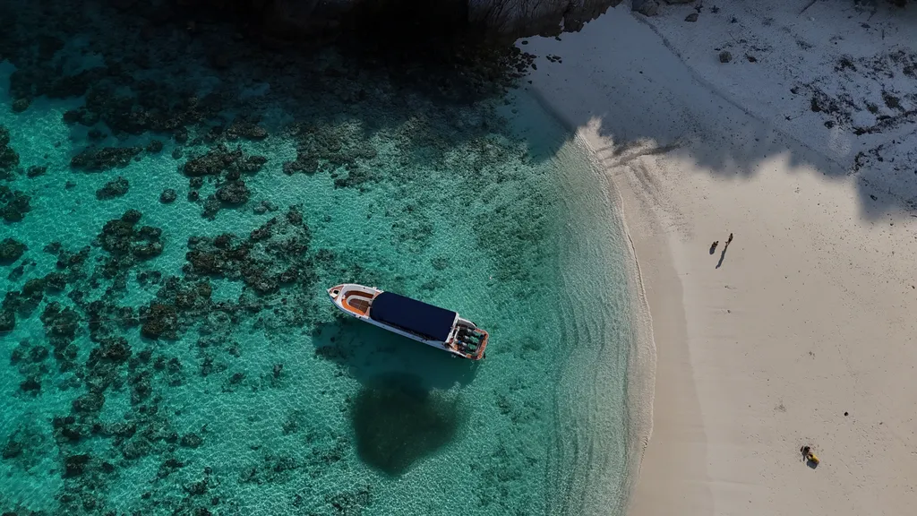 [PHUKET] Private Racha Island & Coral Island Tour (25 Pax.)