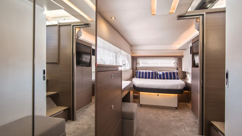 [PHUKET] Zambezia Leopard 53 ft Power Catamaran -Boat Lagoon