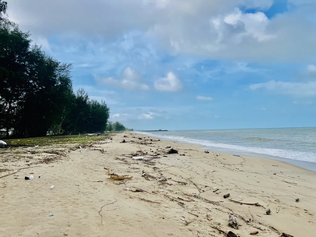 [SICHON] Beach Front Land For Sale